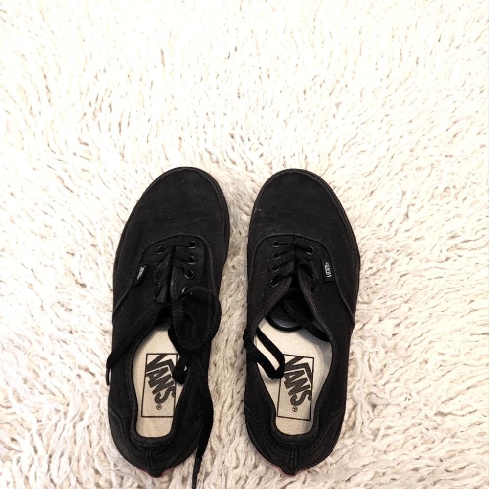 Vans size men 5.5 Women 7